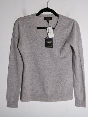Charter Club 100% Cashmere V Neck Sweater Women XS Gray Classic Neutral Pullover